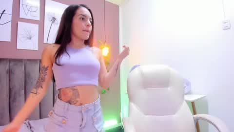 Snapshot of samii_live chatting on February 10, 11:23 pm Samii online show from February 10, 11:23 pm