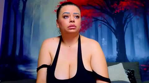     online show from January 13, 10:28 pm