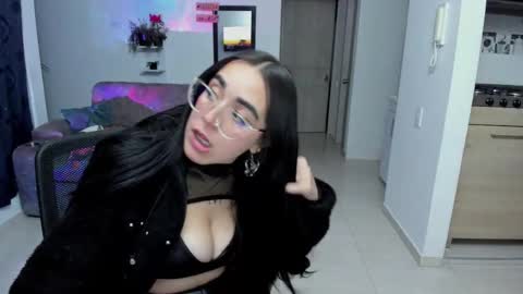 SARA online show from February 18, 2:11 am