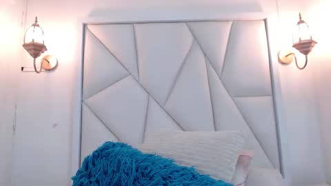 SamiWilliams online show from October 13, 7:27 pm