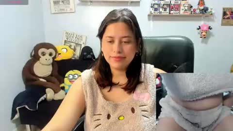 sammy_cute33 online show from June 15, 7:11 am