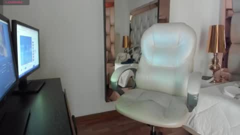 Sammy online show from November 4, 6:20 pm