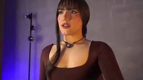 sammycutee online show from June 16, 5:55 am