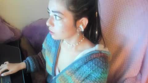   online show from March 19, 12:54 pm