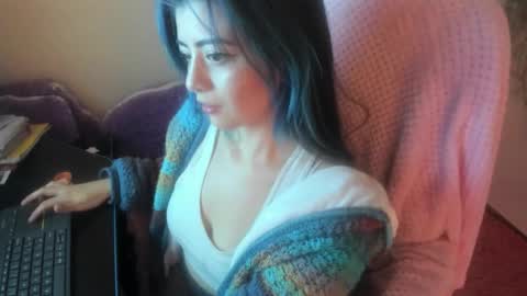   online show from February 17, 6:45 am