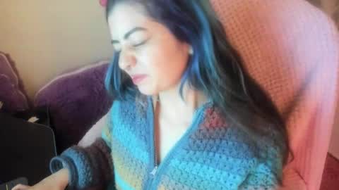   online show from February 21, 8:50 am