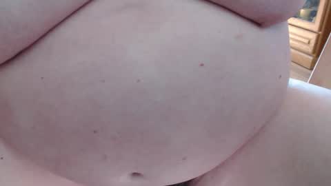 Sam online show from April 22, 1:40 pm