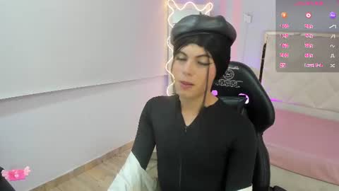 samu_tay online show from June 10, 5:17 am