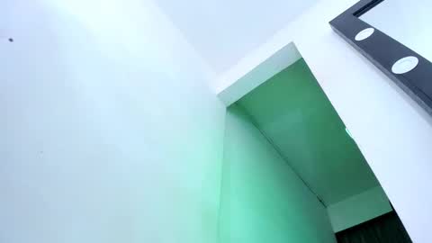   online show from February 26, 3:15 pm