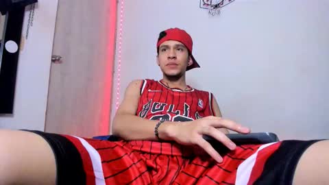   online show from February 6, 7:45 am