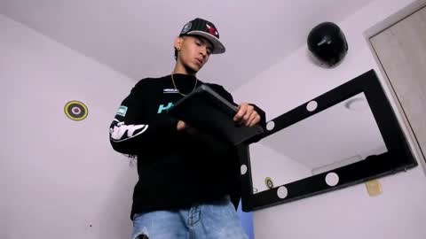   online show from April 21, 1:53 am