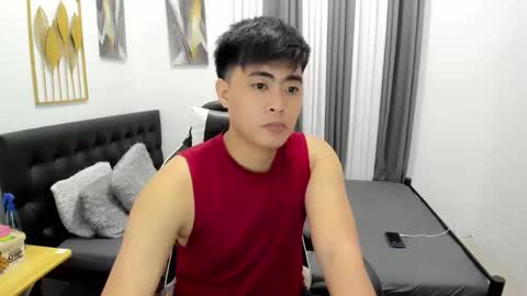 Sam online show from April 29, 3:17 pm