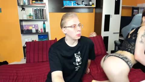 SamyScott online show from April 19, 5:19 am