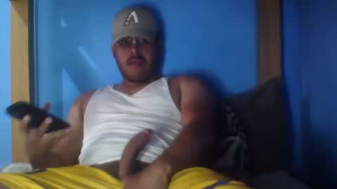 Snapshot of sandalo123 chatting on December 25, 6:09 pm sandalo123 online show from December 25, 6:09 pm
