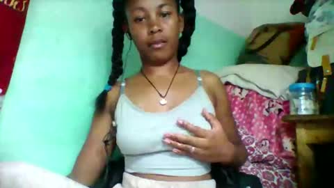 sandra1253099 online show from September 28, 5:55 pm