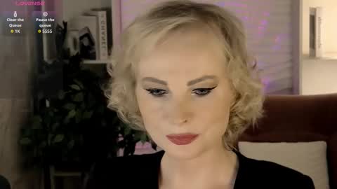 Sandra online show from October 23, 5:53 am