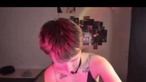 sandraa_a online show from October 3, 7:00 pm