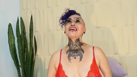 Sandy Rose online show from March 7, 9:48 pm