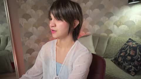 Viola  online show from January 6, 8:46 pm