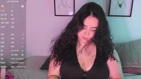 Snapshot of sansaleya69 chatting on January 16, 3:23 am sansaleya online show from January 16, 3:23 am