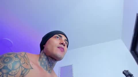 Santi Ferrer online show from November 22, 6:50 pm