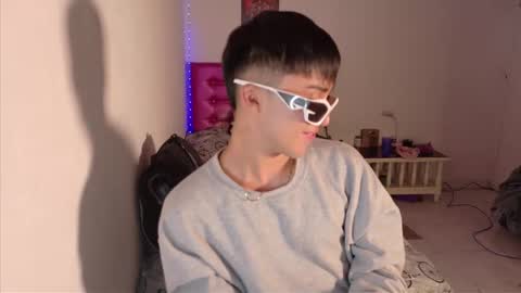 santi_fabulous online show from December 21, 11:55 pm