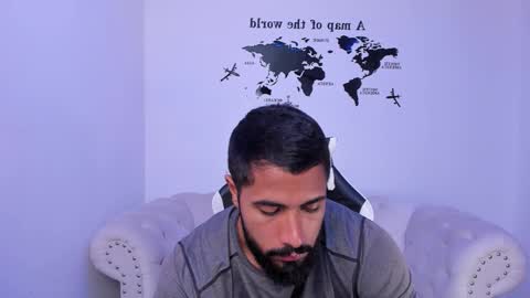 santiago_huntt online show from October 2, 10:30 pm