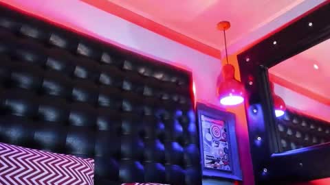 Santiago Hincapiie online show from March 15, 4:28 am