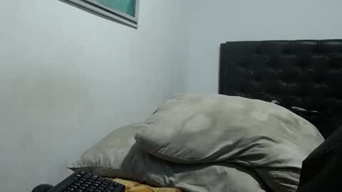 Santiago    online show from October 7, 11:17 am