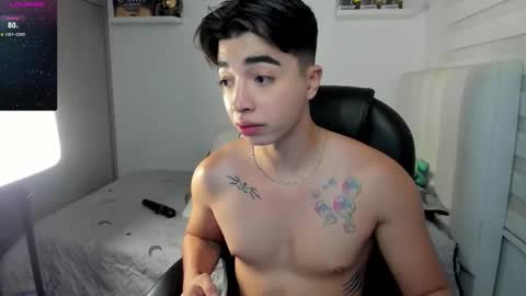 Mr. Santiago online show from November 15, 2:07 pm