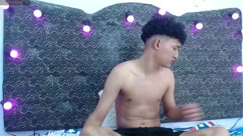 santy boys xxxHOT CUM online show from October 2, 3:16 am
