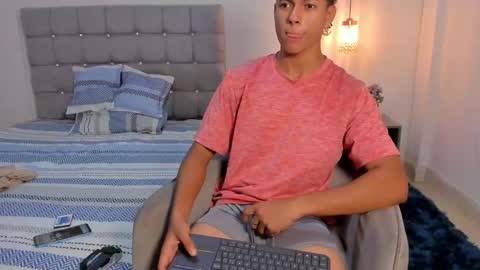 santy_stump online show from October 4, 9:12 pm