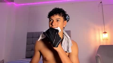 santy_stump online show from October 5, 9:22 pm