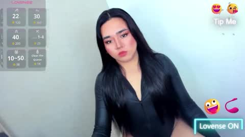 sanyaluxx online show from October 25, 6:46 am