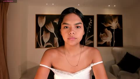 Saphira James online show from May 20, 5:26 am