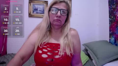 sara online show from February 10, 9:07 pm