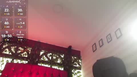 sara23__ online show from November 12, 2:30 pm