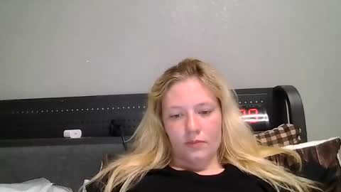 sara9920 online show from June 24, 4:30 am