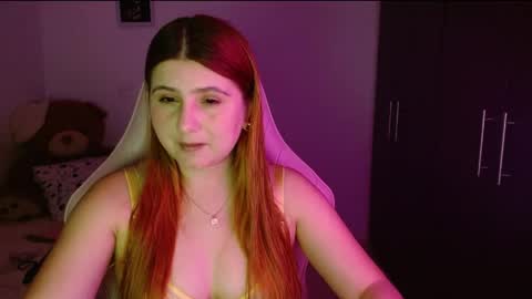 sara_160 online show from April 9, 11:43 pm