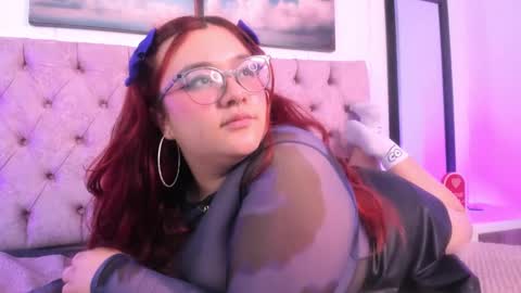 SARA ARIAS  online show from January 31, 10:52 pm