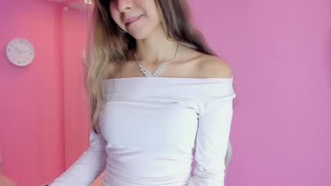 sara_connor01 online show from March 11, 1:47 pm