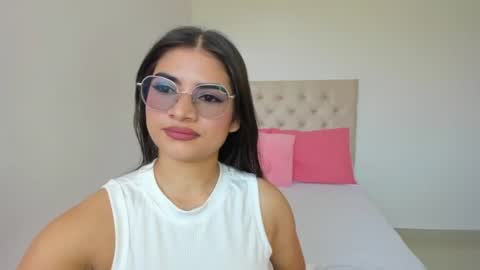 sara online show from July 21, 7:05 pm