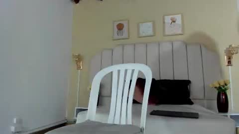 sara_hannks online show from June 19, 9:26 am