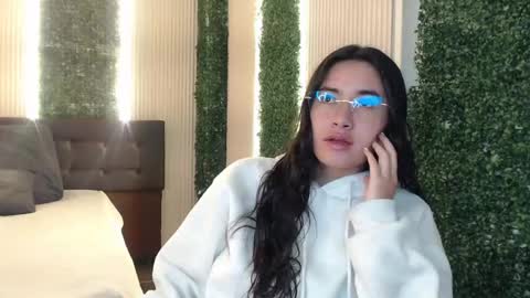 Sara online show from April 23, 12:29 pm
