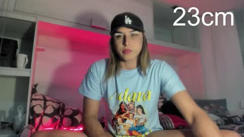 sara_hunter1 online show from October 21, 12:38 am