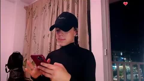 sara_johnson__ online show from November 23, 12:08 am