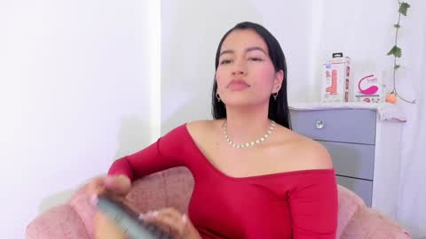 Sara  online show from February 8, 12:39 pm