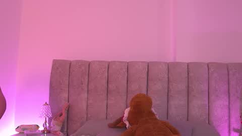 sara_lopee1 online show from December 17, 12:01 pm