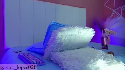 Snapshot of sara_lopee1 chatting on February 22, 3:14 pm sara_lopee1 online show from February 22, 3:14 pm