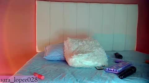 Snapshot of sara_lopee1 chatting on February 23, 3:18 pm sara_lopee1 online show from February 23, 3:18 pm